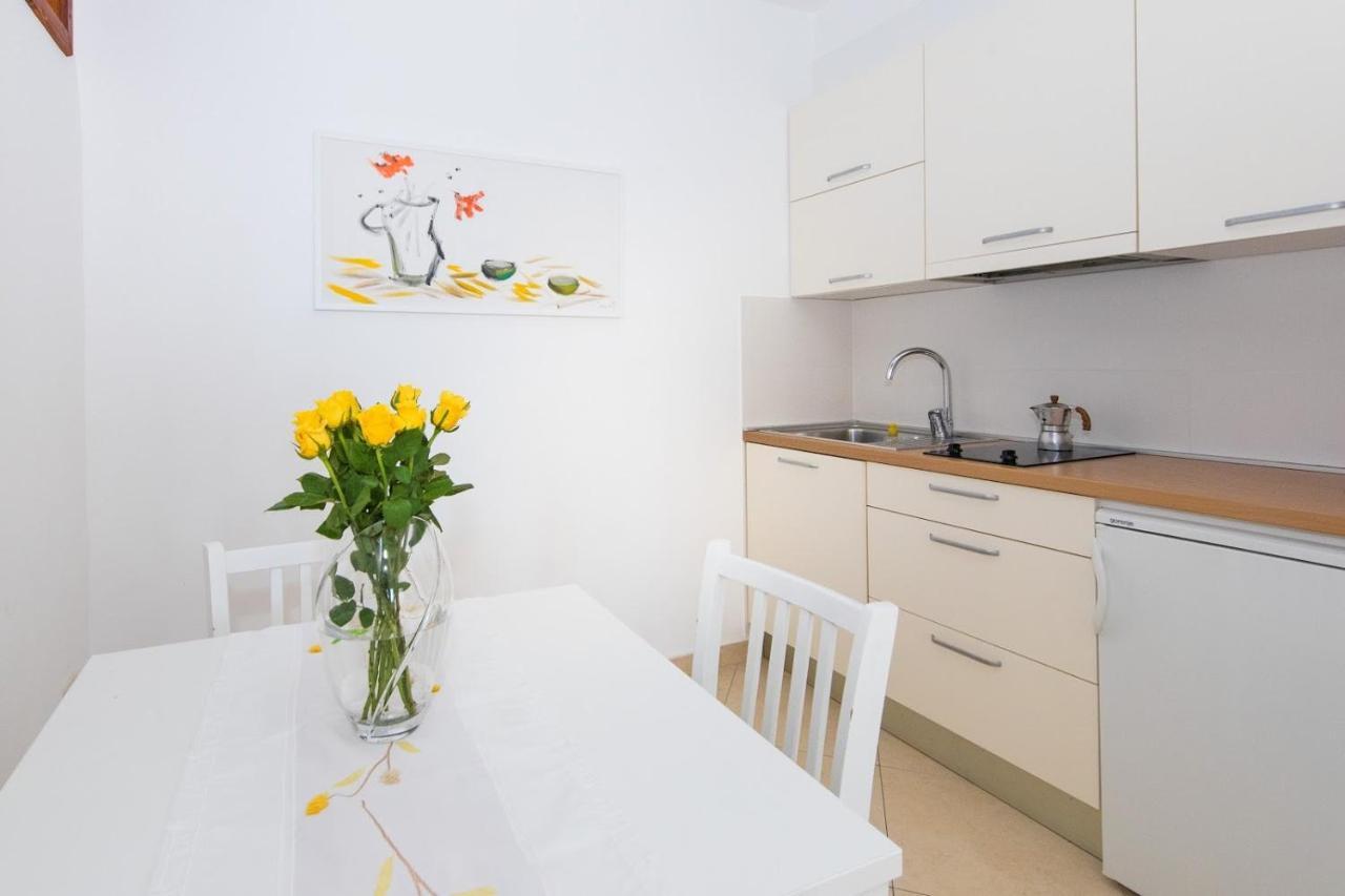 Lacroma Apartments Dubrovnik Exterior photo